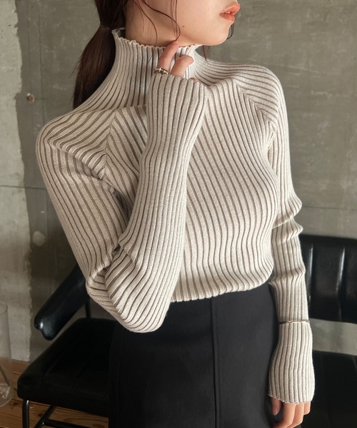 cona(コナ)の「【ZOZO限定】タートルリブニット(ニット/セーター・レディース・グレイッシュベージュ/テラコッタ/ベージュ・FREE)」の10枚目の写真