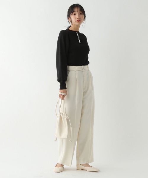 A part by（アパートバイ）の「ベルトツキタックストレートパンツ（その他パンツ・レディース・ブラック/アイボリー・MEDIUM/LARGE）」の5枚目の写真