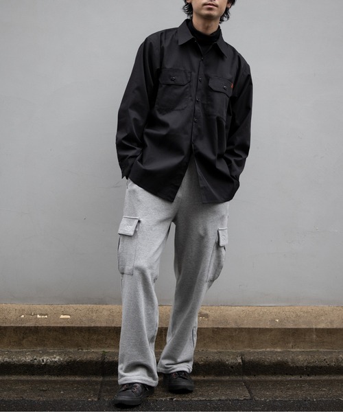 UNIVERSAL OVERALL(ユニバーサルオーバーオール)の「ワーカーシャツ / ワーカーズシャツ / ビッグシャツ / WORKER's SHIRT(シャツ/ブラウス・メンズ・ブラック/ベージュ/セージグリーン・M/XL/L)」の4枚目の写真