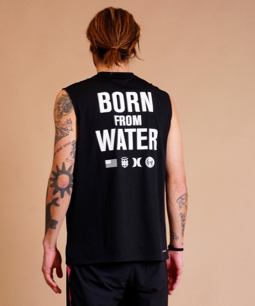 Hurley (ハーレー)の「Hurley/ハーレー ラッシュガード ノースリーブ/バックプリント UVカット 吸汗速乾 23S01MRG04(ラッシュガード・メンズ・オレンジ/ホワイト/ブラック・S/M/L)」の2枚目の写真