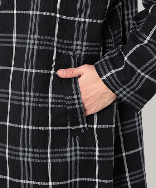 Purple&Yellow（パープルアンドイエロー）の「チェック ラグランコート（ステンカラーコート・メンズ・ホワイト/ブラック・SMALL/MEDIUM/LARGE）」の5枚目の写真