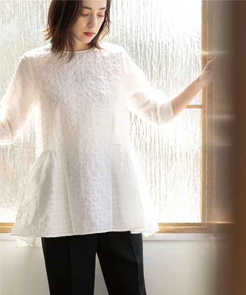 OPAQUE.CLIP（オペークドットクリップ）の「◆サッカーチェック チュニックブラウス【洗える】（チュニック・レディース・ホワイト系/ブルー/ネイビー・40/42/38）」の5枚目の写真