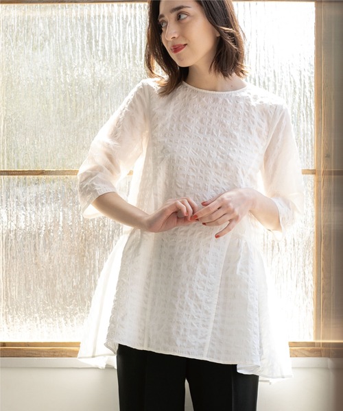 OPAQUE.CLIP（オペークドットクリップ）の「◆サッカーチェック チュニックブラウス【洗える】（チュニック・レディース・ホワイト系/ブルー/ネイビー・40/42/38）」の7枚目の写真