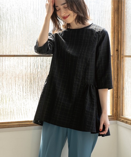 OPAQUE.CLIP（オペークドットクリップ）の「◆サッカーチェック チュニックブラウス【洗える】（チュニック・レディース・ホワイト系/ブルー/ネイビー・40/42/38）」の8枚目の写真