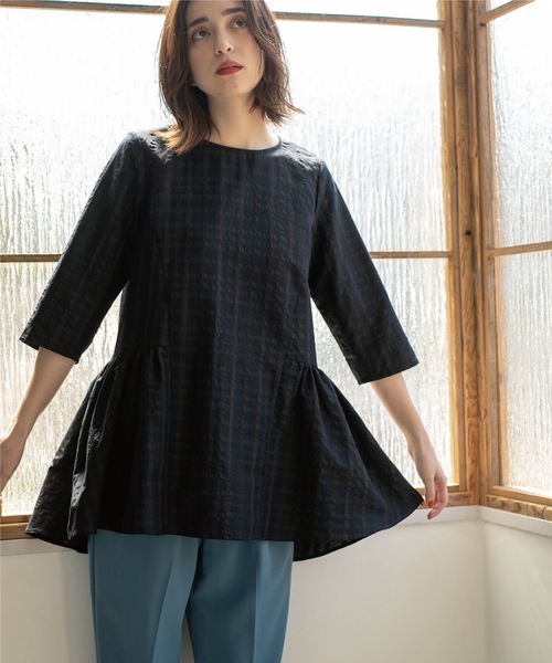 OPAQUE.CLIP（オペークドットクリップ）の「◆サッカーチェック チュニックブラウス【洗える】（チュニック・レディース・ホワイト系/ブルー/ネイビー・40/42/38）」の11枚目の写真