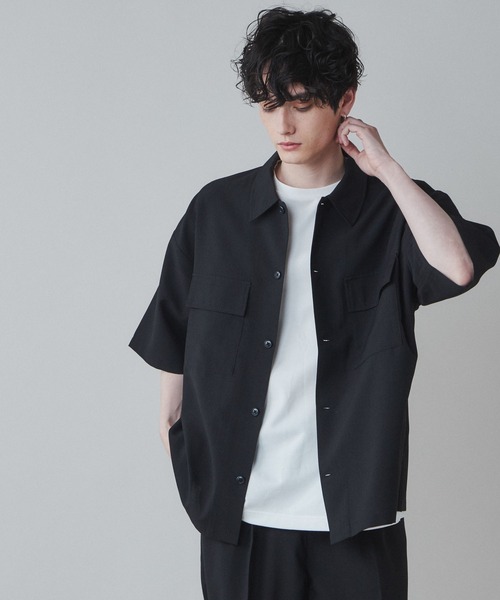 LUCY（ルーシー）の「LUCY/【セットアップ対応】イージーケア フラップポケットBIGシャツ（シャツ/ブラウス・メンズ・ブラック/ブルー/ライトグレー/ブラック系その他・MEDIUM/LARGE）」の9枚目の写真