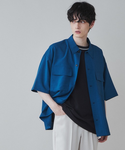 LUCY（ルーシー）の「LUCY/【セットアップ対応】イージーケア フラップポケットBIGシャツ（シャツ/ブラウス・メンズ・ブラック/ブルー/ライトグレー/ブラック系その他・MEDIUM/LARGE）」の17枚目の写真