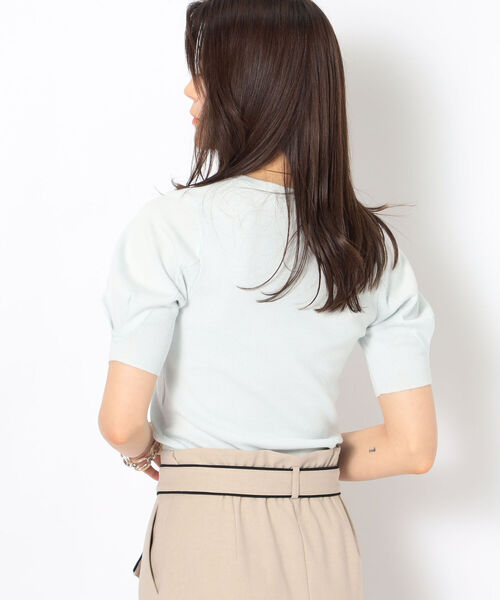NOLLEY’S Sophi（ノーリーズソフィ）の「《手洗い可能》シャィニーパフショルショートスリーブプルオーバーニット（ニット/セーター・レディース・ベージュ/オフホワイト/サックスブルー/ベビーピンク・38）」の10枚目の写真