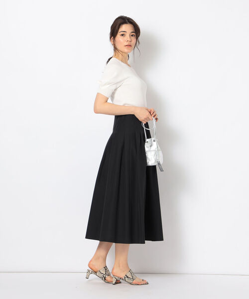 NOLLEY’S Sophi（ノーリーズソフィ）の「《手洗い可能》シャィニーパフショルショートスリーブプルオーバーニット（ニット/セーター・レディース・ベージュ/オフホワイト/サックスブルー/ベビーピンク・38）」の16枚目の写真