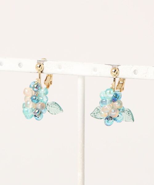 カヤ(カヤ)の「【カヤ】夏の花雫イヤリング(イヤリング・レディース・その他2/その他1/その他3/その他4・FREE)」の1枚目の写真