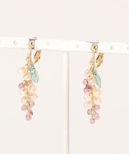 カヤ(カヤ)の「【カヤ】夏の花雫イヤリング(イヤリング・レディース・その他2/その他1/その他3/その他4・FREE)」の2枚目の写真