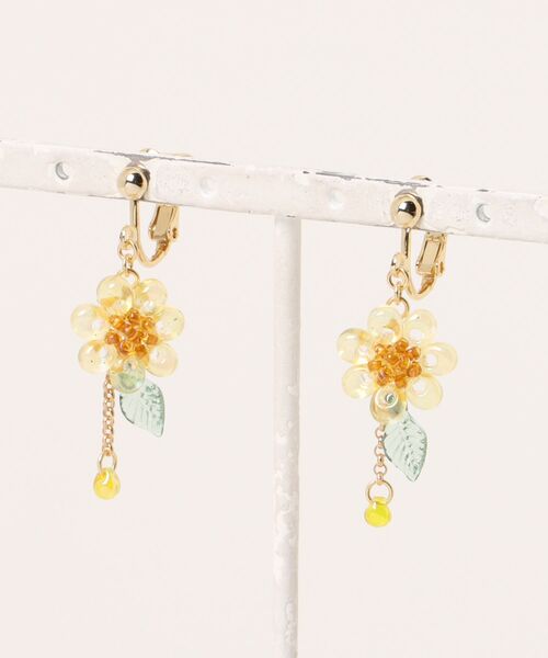 カヤ(カヤ)の「【カヤ】夏の花雫イヤリング(イヤリング・レディース・その他2/その他1/その他3/その他4・FREE)」の4枚目の写真