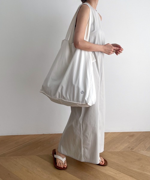 CANAL JEAN（キャナルジーン）の「RCW BLUE LABEL(ブルーレーベル) "BL"刺繍ボストンバッグ（ボストンバッグ・レディース・ホワイト・ONE SIZE）」の12枚目の写真