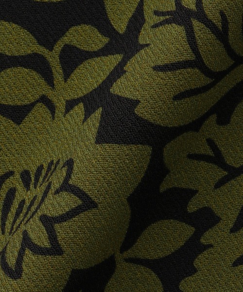 【セール】フラワープリントテーパードパンツ（スラックス）｜MECRE（メクル）