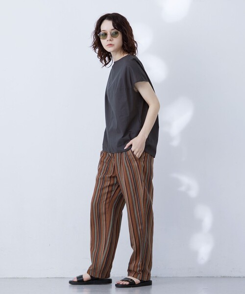 J.PRESS YORK STREET(ジェイプレスヨークストリート)の「【WOMEN】ドルマンブラウス(シャツ/ブラウス・レディース・グレー系/ネイビー系/レッド系/ライトグレー系/ブルー系・F)」の9枚目の写真