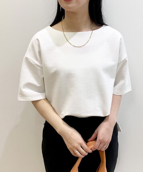 OPAQUE.CLIP（オペークドットクリップ）の「◆ボートネックサイドスリットカットソー【洗濯機洗い可】（Tシャツ/カットソー・レディース・ライトベージュ/ブラック/ダークグリーン/オフホワイト・40/42/38）」の14枚目の写真