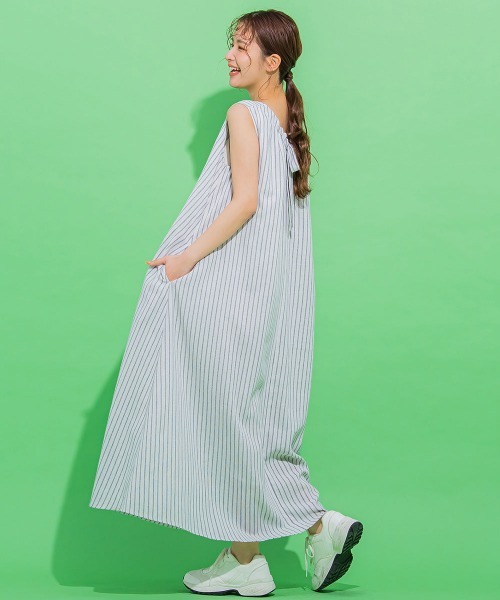 【爽やかでヘルシーな大人ワンピ】バックリボンノースリワンピース《手洗い可能》