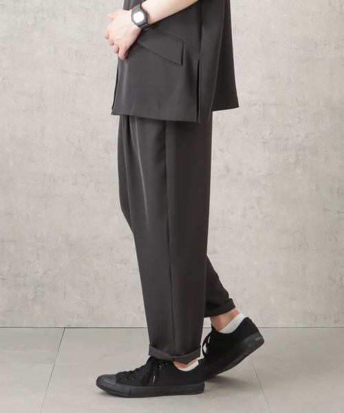 URBAN COLLECTION(アーバンコレクション)の「ドレープツイルワイドパンツ(その他パンツ・メンズ・カーキ/チャコール/ブラック・L/M)」の8枚目の写真