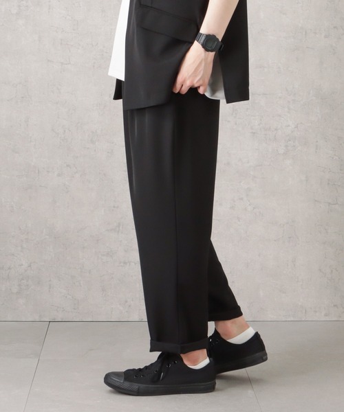 URBAN COLLECTION(アーバンコレクション)の「ドレープツイルワイドパンツ(その他パンツ・メンズ・カーキ/チャコール/ブラック・L/M)」の11枚目の写真