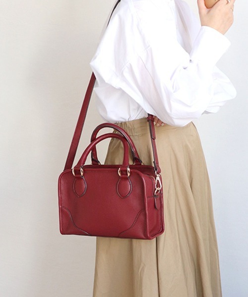 MIAN （ミアン）の「2wayスクエアハンドバッグ（ハンドバッグ・レディース・ブラック/アイボリー/ボルドー/ブラウン・FREE）」の4枚目の写真