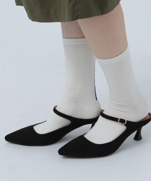 BAYFLOW(ベイフロー)の「ストラップミュール(パンプス・レディース・ネイビー/ブラック・LARGE/MEDIUM)」の4枚目の写真