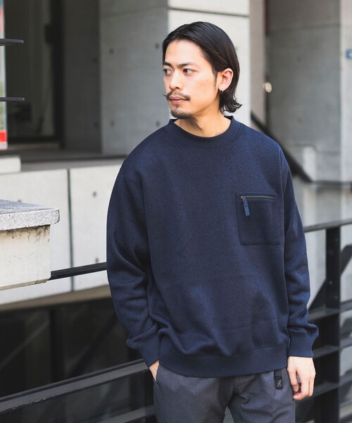 B:MING by BEAMS(ビーミングバイビームス)の「B:MING by BEAMS / ライトフリース クルーネック 23F(スウェット・メンズ・オリーブ/ライトグレー/チャコールグレー/ネイビー・MEDIUM/X-LARGE/SMALL/LARGE)」の4枚目の写真