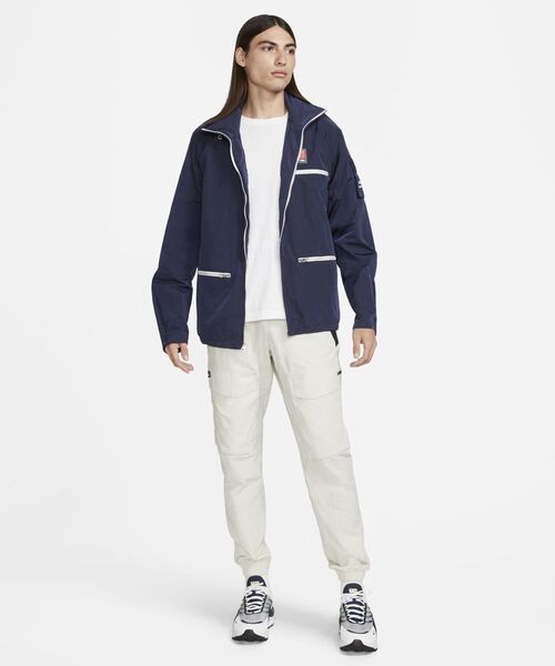 NIKE（ナイキ）の「ナイキ スポーツウェア メンズ ライトウェイト