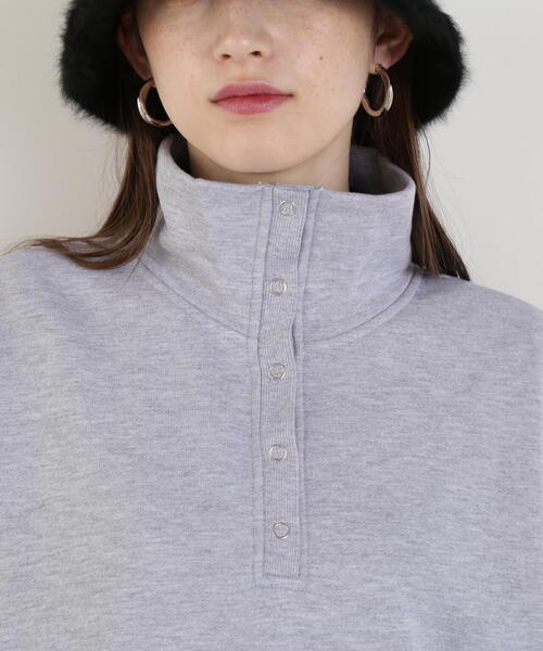 N.(N. Natural Beauty Basic)(エヌエヌナチュラルビューティーベーシック)の「◆ハイネックルーズスウェット(スウェット・レディース・杢グレー/ベージュ・MEDIUM)」の6枚目の写真