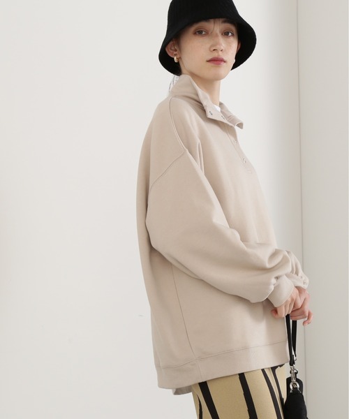 N.(N. Natural Beauty Basic)(エヌエヌナチュラルビューティーベーシック)の「◆ハイネックルーズスウェット(スウェット・レディース・杢グレー/ベージュ・MEDIUM)」の2枚目の写真