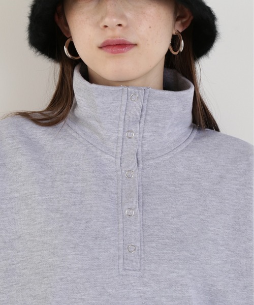 N.(N. Natural Beauty Basic)(エヌエヌナチュラルビューティーベーシック)の「◆ハイネックルーズスウェット(スウェット・レディース・杢グレー/ベージュ・MEDIUM)」の22枚目の写真