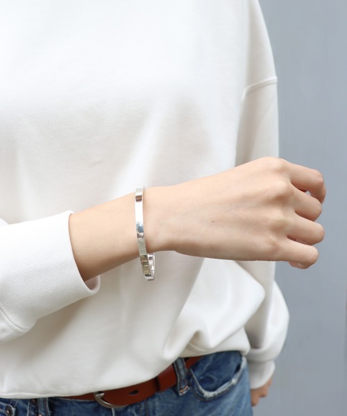 ieLS(イエルズ)の「「ieLS」SV925 シンプルバングル(バングル/リストバンド・メンズ・シルバー・ONE SIZE)」の10枚目の写真
