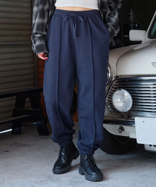 PBLIM（ページボーイリム）の「PBLIM/ピンタックスウェットパンツ（スウェットパンツ・レディース・グレー/ネイビー・LARGE/MEDIUM）」の13枚目の写真