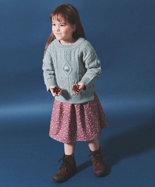 BEAMS mini（ビームスミニ）の「BEAMS mini / パッチワーク フラワー ニット 23FW（90～150cm）（ニット/セーター・キッズ・レッド系その他2/グリーン系その他4/ナチュラル・130/120/140/100/110/90/150）」の4枚目の写真