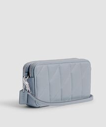 COACH（コーチ）の「キラ クロスボディ・ピロー キルティング