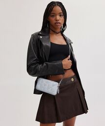 COACH（コーチ）の「キラ クロスボディ・ピロー キルティング