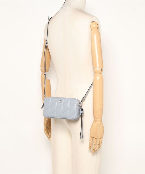 COACH（コーチ）の「キラ クロスボディ・ピロー キルティング