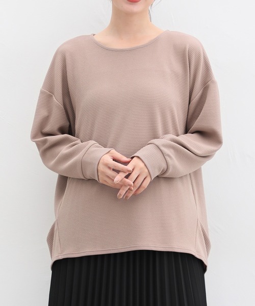 Honeys(ハニーズ)の「ジャカードチュニックトップス(Tシャツ/カットソー・レディース・グリーン/ブラック/ブルー/アイボリー/モカ・L/LL/M)」の1枚目の写真