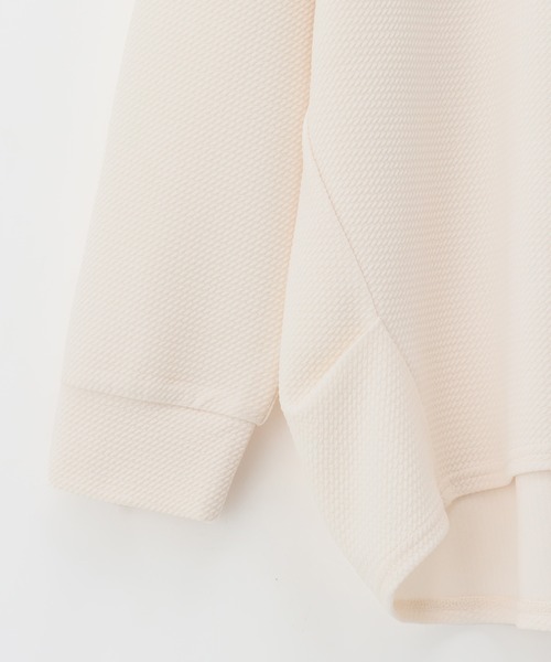 Honeys(ハニーズ)の「ジャカードチュニックトップス(Tシャツ/カットソー・レディース・グリーン/ブラック/ブルー/アイボリー/モカ・L/LL/M)」の16枚目の写真