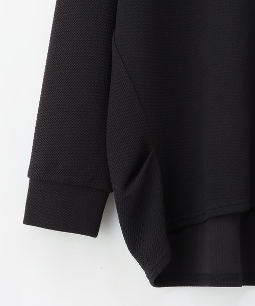 Honeys(ハニーズ)の「ジャカードチュニックトップス(Tシャツ/カットソー・レディース・グリーン/ブラック/ブルー/アイボリー/モカ・L/LL/M)」の18枚目の写真