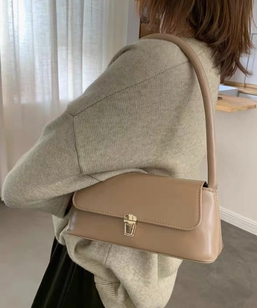 LADY LIKE（レディライク）の「横長ミニワンハンドルバッグ（ハンドバッグ・レディース・ベージュ/ブラック/ブラウン・F）」の8枚目の写真