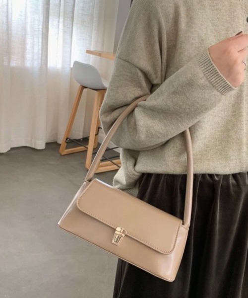 LADY LIKE（レディライク）の「横長ミニワンハンドルバッグ（ハンドバッグ・レディース・ベージュ/ブラック/ブラウン・F）」の9枚目の写真