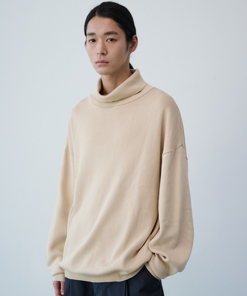 DECEMBER ロゴ入りタートルネックシャツ DECEMBER ロゴ入りタートルネックシャツ