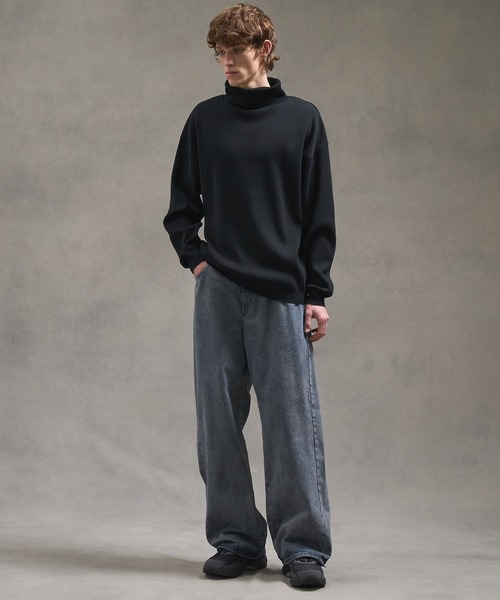 ユニセックス〉オーバーサイズスタートルネックニット（ニット