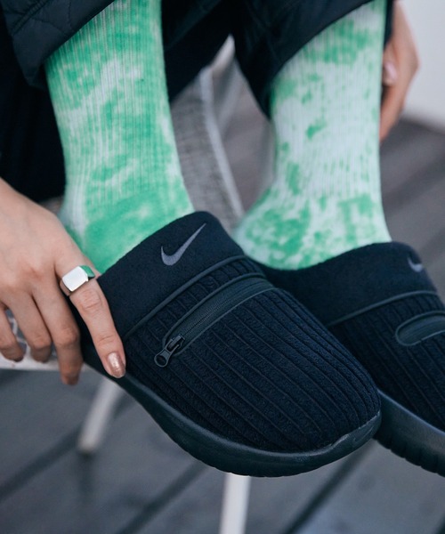 NIKE(ナイキ)の「ナイキ バロウ ウィメンズスリッパ / Nike Burrow Women's Slippers<22-29cm 展開>(スリッポン・レディース・ブラック/グレー系その他・27/24/25/23/29/22/26/28)」の19枚目の写真