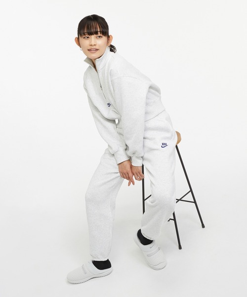 NIKE(ナイキ)の「ナイキ バロウ ウィメンズスリッパ / Nike Burrow Women's Slippers<22-29cm 展開>(スリッポン・レディース・ブラック/グレー系その他・27/24/25/23/29/22/26/28)」の4枚目の写真