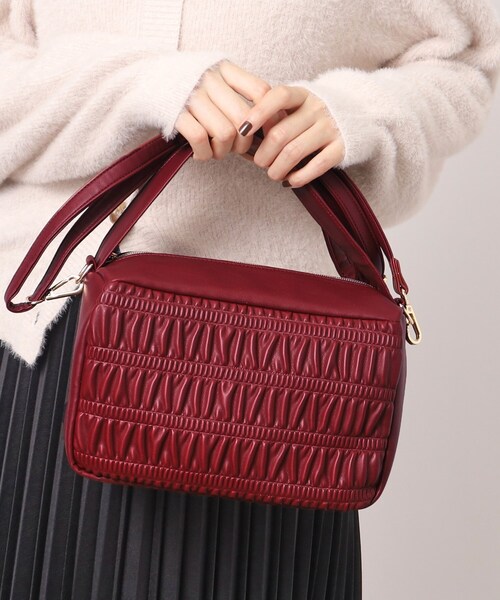 grove（グローブ）の「◆ギャザーワイドハンドル2WAYショルダー（ショルダーバッグ・レディース・ブラック/アイボリー/シルバー系その他/スミクロ/ライトグレー系7/レッド系1・00）」の5枚目の写真