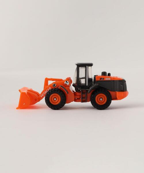 green label relaxing（グリーンレーベルリラクシング）の「＜TOMICA＞トミカ No.71 日立建機 ホイールローダ ZW220（おもちゃ・キッズ・オレンジ・FREE）」の2枚目の写真