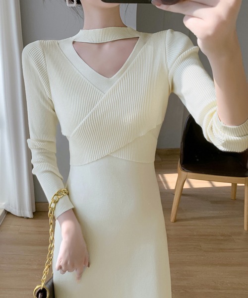 Miniministore(ミニミニストア)の「クロス ニットワンピース レディース長袖(ワンピース・レディース・ベージュ/アイボリー/ブラック/ピンク・フリー)」の2枚目の写真