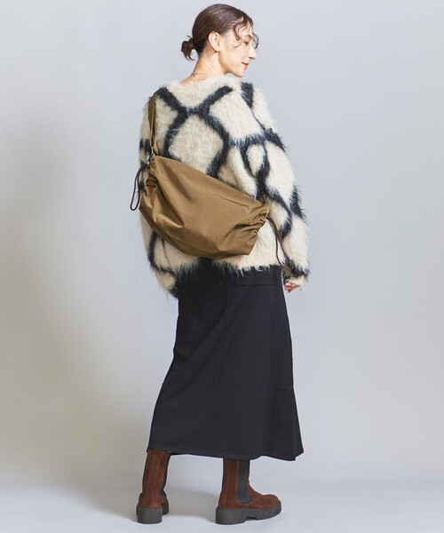 BEAUTY&YOUTH UNITED ARROWS(ビューティーアンドユースユナイテッドアローズ)の「サイドギャザー ショルダーバッグ(ショルダーバッグ・レディース・ブラック/モカ・FREE)」の7枚目の写真