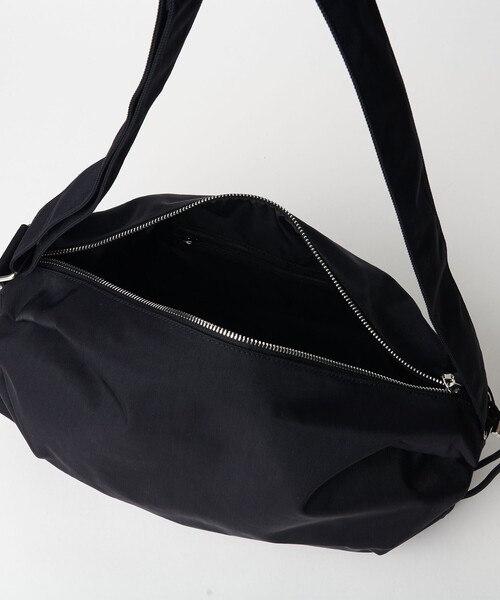 BEAUTY&YOUTH UNITED ARROWS(ビューティーアンドユースユナイテッドアローズ)の「サイドギャザー ショルダーバッグ(ショルダーバッグ・レディース・ブラック/モカ・FREE)」の21枚目の写真